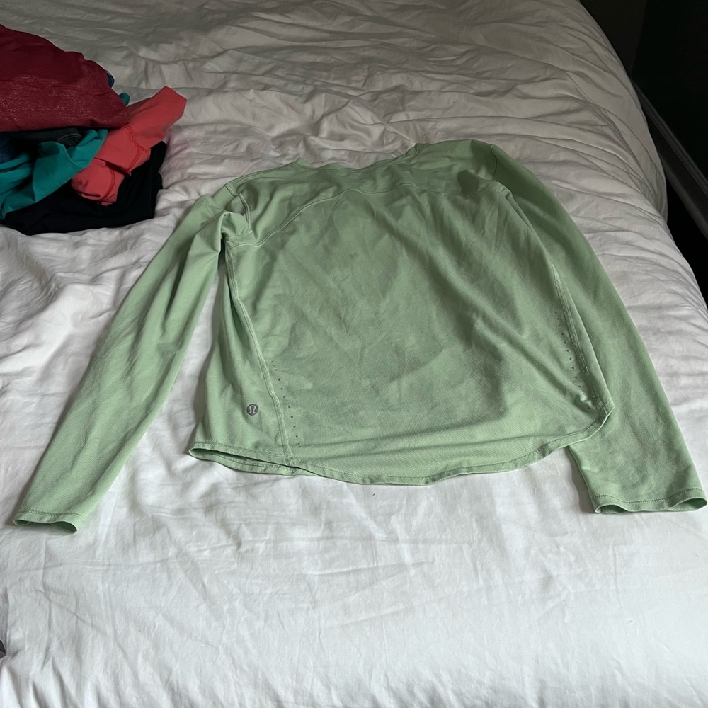 Mint lightweight lulu long sleeve